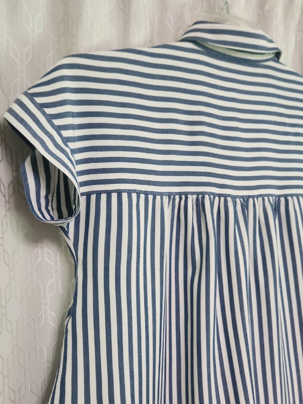 Madewell Blue and White Vertical Stripe Button-Down Shirt - Picture 7 of 10